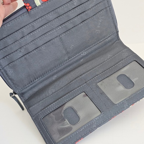 Vera Bradley Quilted Floral Wallet Zip Around Clutch Turn Lock Gray Paisley - Picture 6 of 9